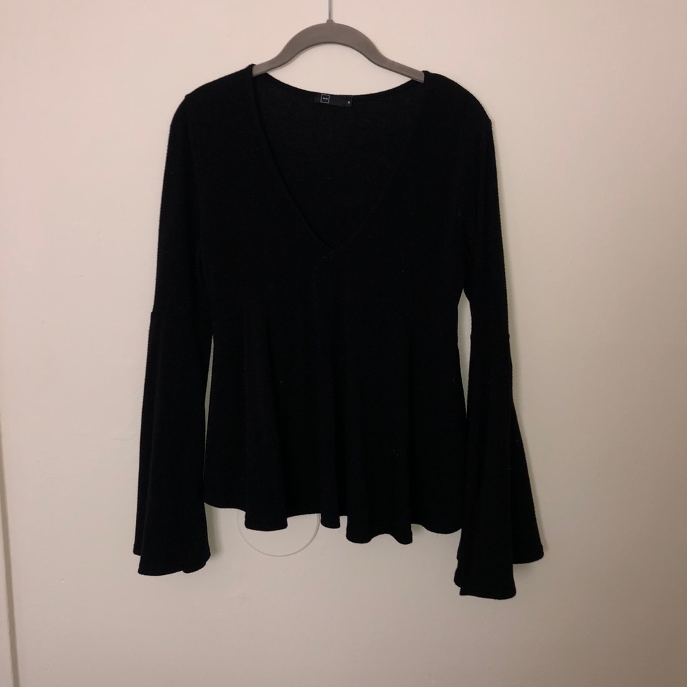 Black long sleeve flared shirt